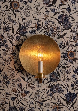 The Aten Light - Small: lifestyle