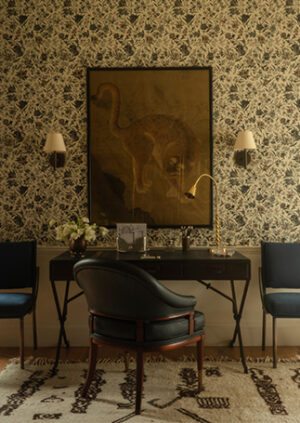 Karun Thakar - Coromandel Tulip - Walnut And Neel - Ivory Linen: lifestyle