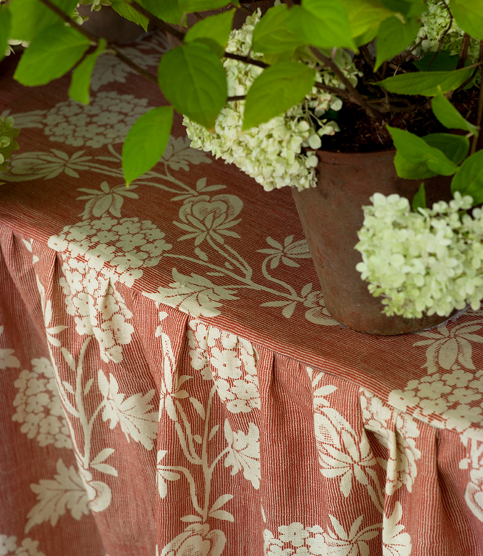 Hydrangea Lace - Sorolla Red 950x1095 1