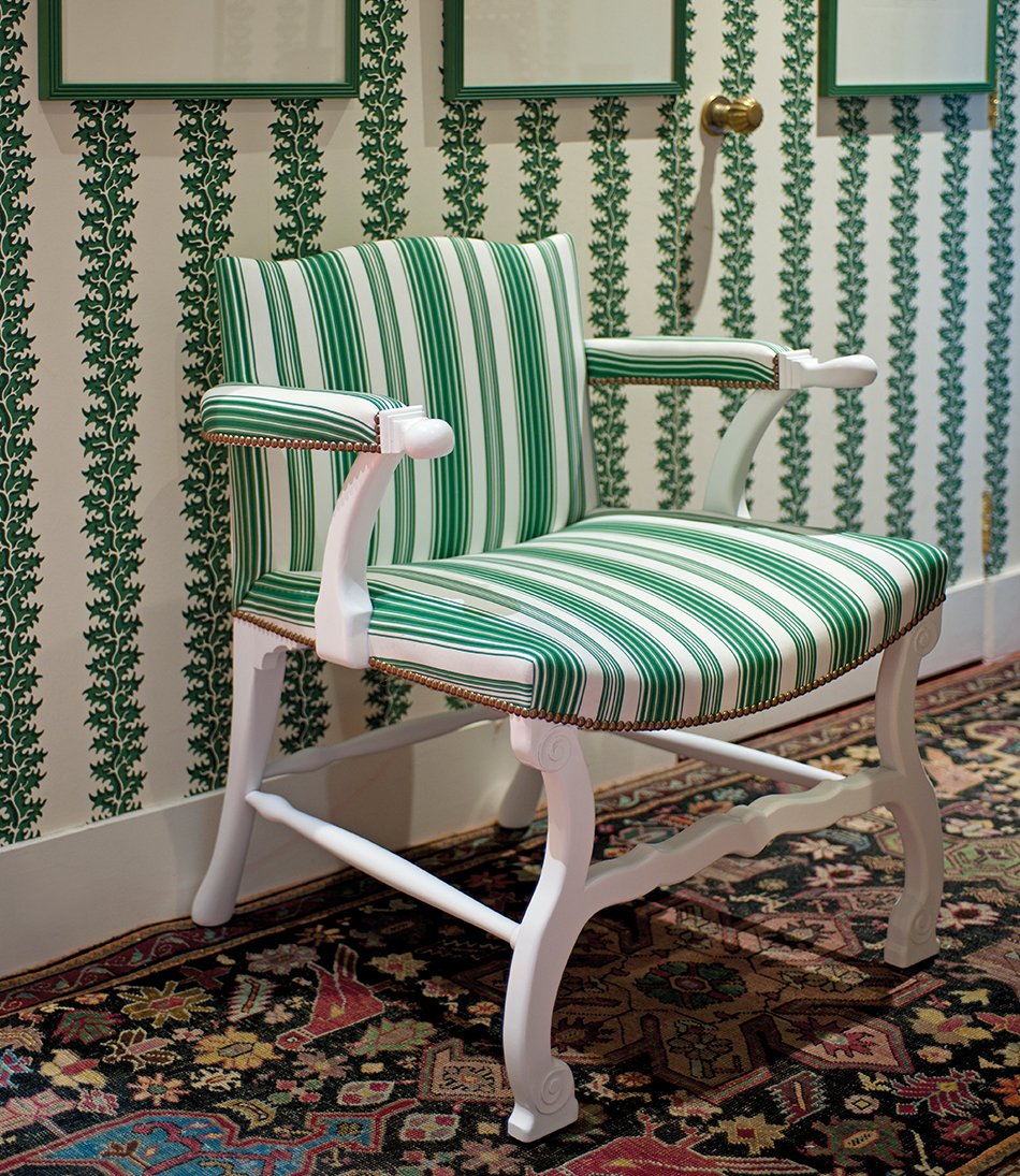 Rout Chair Trianon Stripe 950x1095