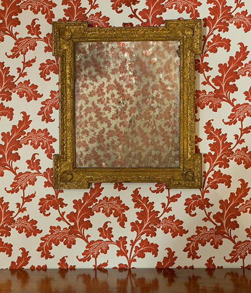 Scrolling Acanthus Frond Wallpaper - Sorolla Red - 493x575