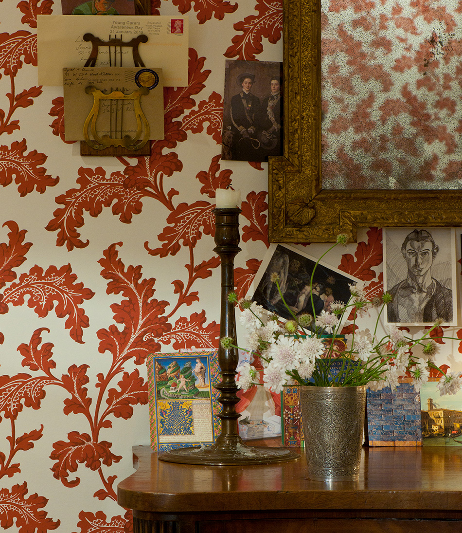 Scrolling Acanthus Frond Wallpaper - Sorolla Red - 950x1095
