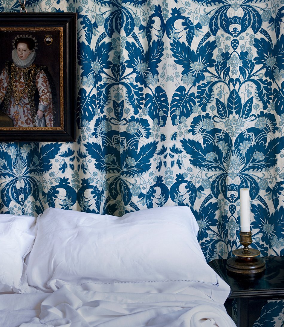 Sophie Coryndon for Soane Britain - Strawberry Crown - Vermeer Blue - 950x1095
