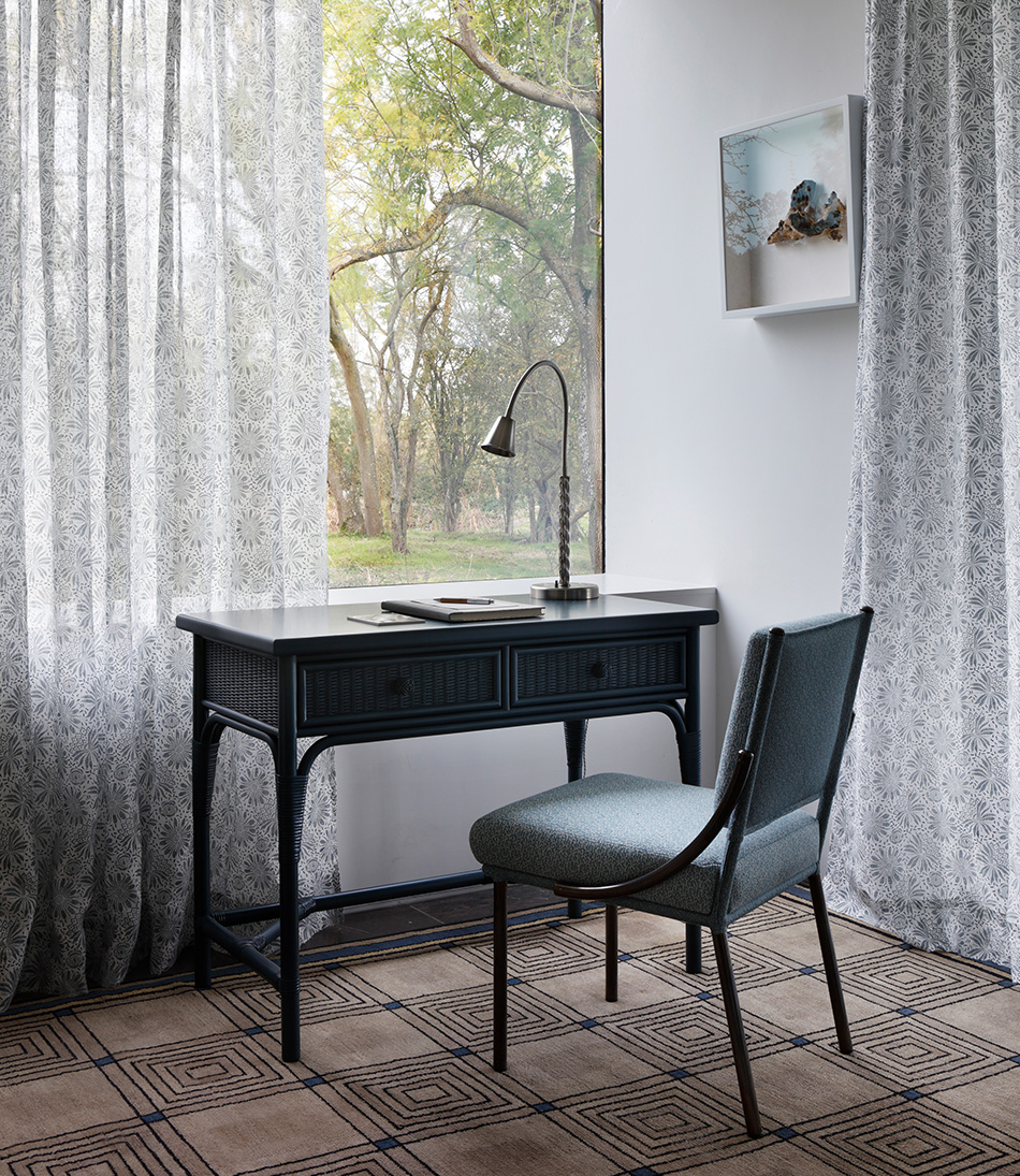 The Argo Flexi Table Lamp