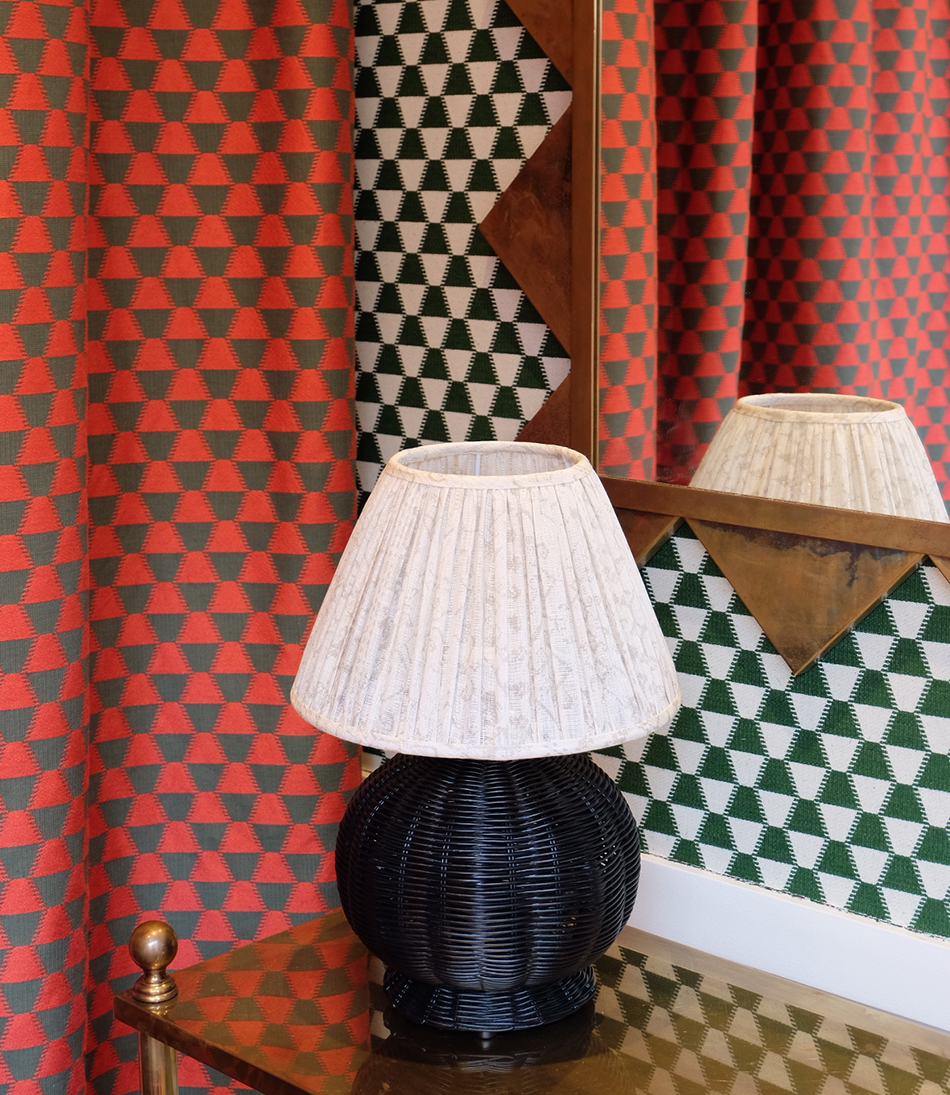 The Rattan Galia Table Lamp - Black Rattan - 950x1950