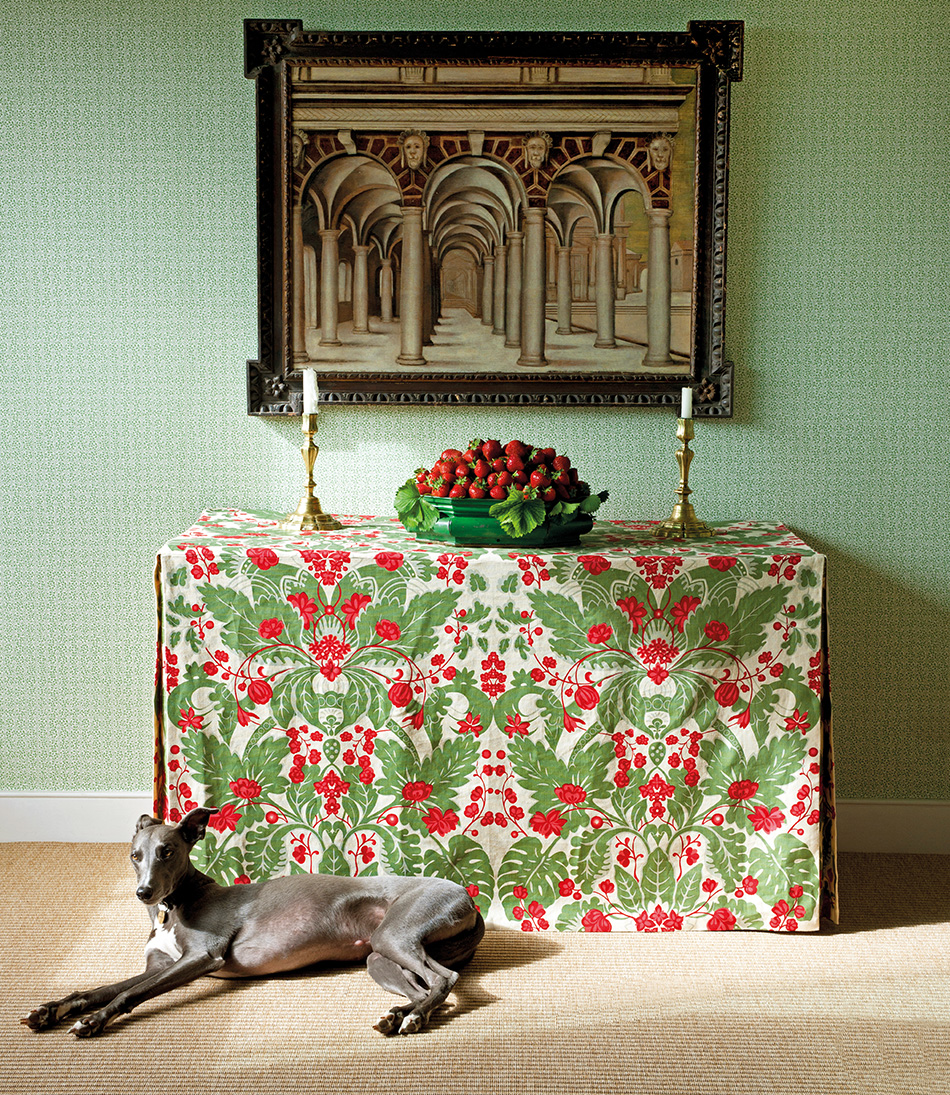 Wilton Vine Wallpaper - Hart Green 950x 1095