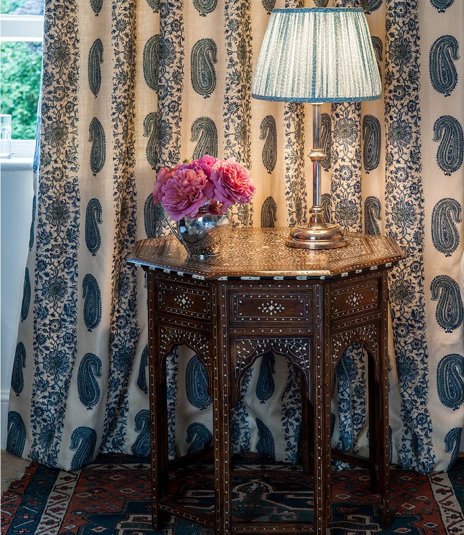 cygnet table 2