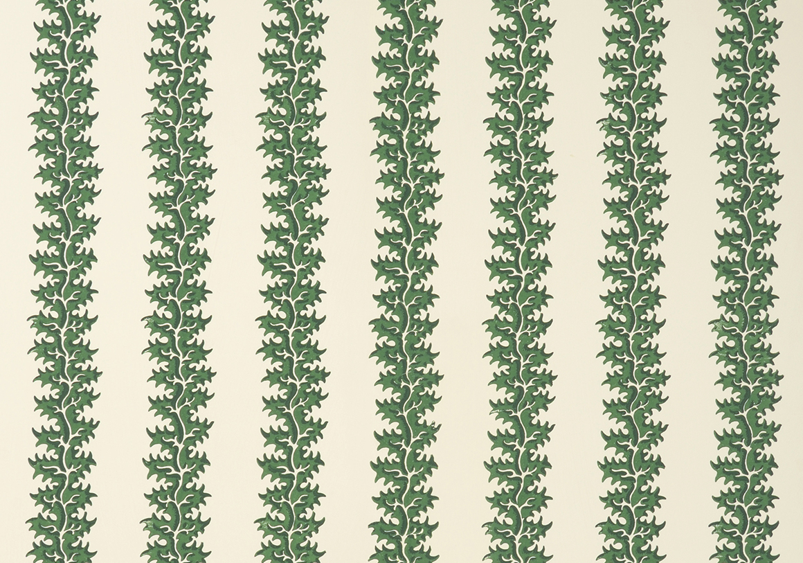 Osmunda Silhouette Wallpaper - Ivy