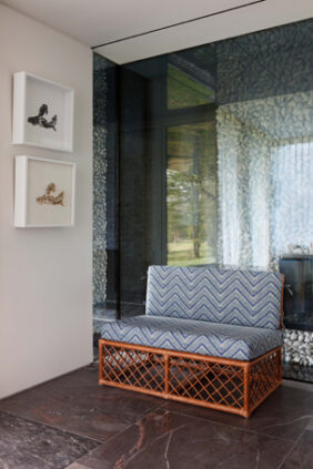 Kalamkari Chevron - Lapis - Ivory Linen: lifestyle