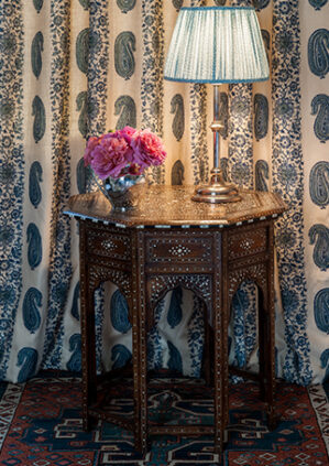 Paisley Stripe - Lapis - Stone Linen: lifestyle
