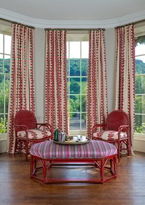Rattan - Lacquer Red: lifestyle