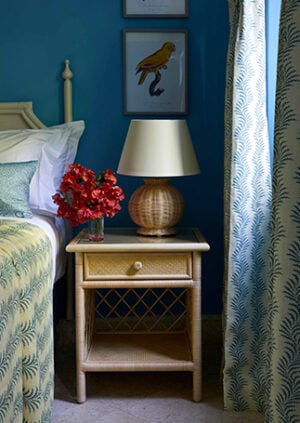 Scrolling Fern Silhouette - Azure - Ivory Linen: lifestyle