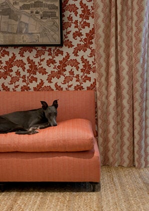 Scrolling Fern Silhouette - Sorolla Red - Mutka Silk: lifestyle