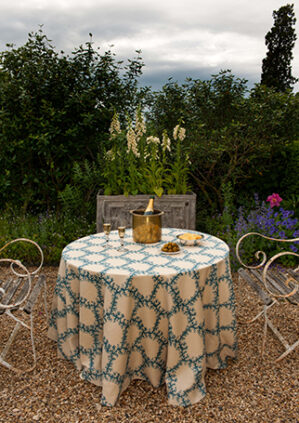 Seaweed Lattice - Azure - Stone Linen: lifestyle