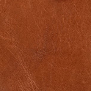 Walnut Cow Hide Leather: lifestyle
