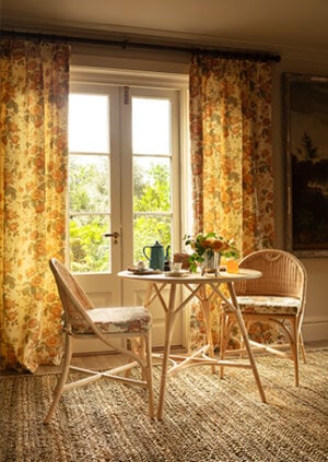 Roses - Ambrosia - Ivory Linen: lifestyle