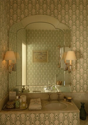 Etched Pineapple Wallpaper - Emerald: lifestyle