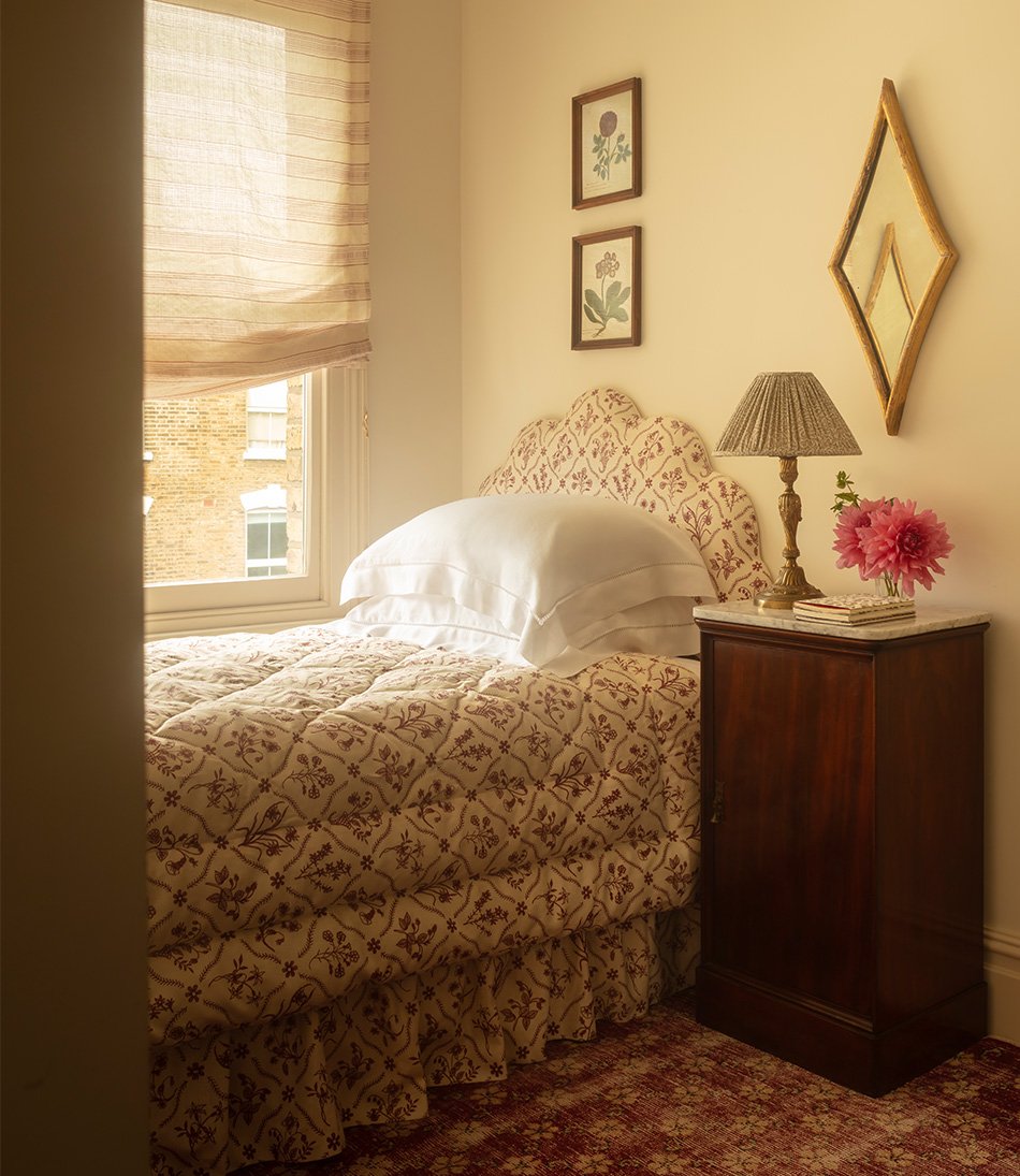 Lucknawi Berry as a bed duvet cover 