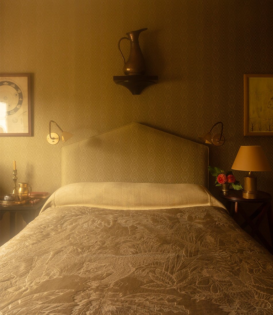 Philae Sepia as wallpaper and headboard
