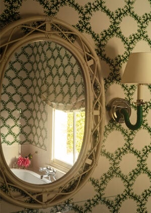 Seaweed Lattice - Emerald - Ivory Linen: lifestyle