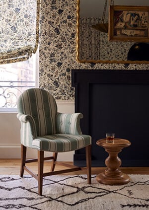 The Moonback Chair: lifestyle